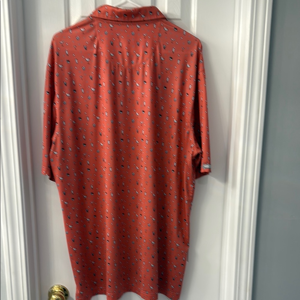 Coral Polo Shirt with Geometric Pattern - Picture 4 of 5